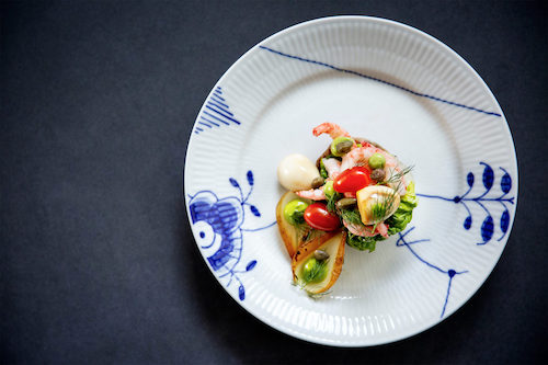 Rejemad med syltede vagtelæg og urtemayo